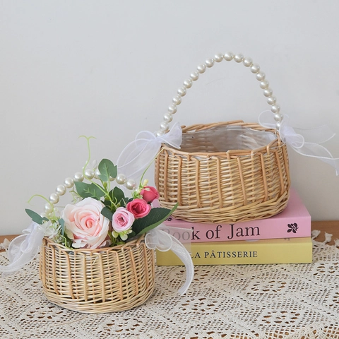 Hand Woven Willow Flower Basket With Artificial Pearl Handle And Mesh Bow Romantic Wedding Flower Girl Basket Picnic Storage Organizer