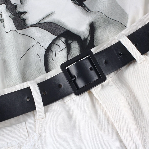 Cintura in Pelle PU Donna Minimalista Con Fibbia Quadrata Nera Opaca Cintura Casual alla Moda per Jeans e Abiti