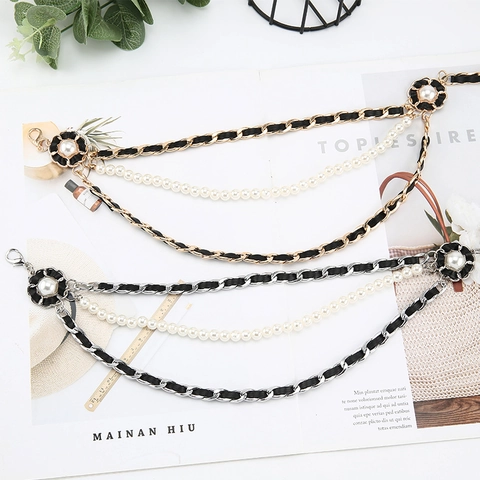 Elegante Cadena de Cintura de Metal Francesa para Mujer Cadena de Cuero de Varias Capas con Perlas Artificiales Flor de Camelia
