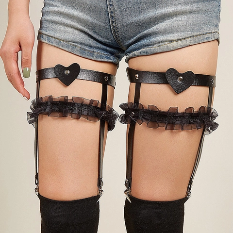Sexy Damen Spitze Herz Oberschenkel Ring Strapsgürtel Kunstleder Beinkette Gothic Punk Harajuku Stil Stickerei Beindekor