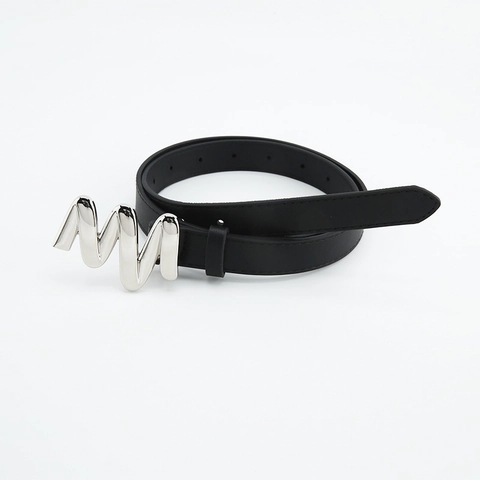 Dames Minimalistische Kunstleren Dunne Riem Met Zilveren Gegolfde Legering Gesp Casual Mode Veelzijdige Jeans Jurk Tailleband