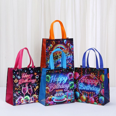 Non-Woven Happy Birthday Gift Bags For Party Laminated Reusable Shopping Bags Portable Festive Gift Wrap Tote Bags