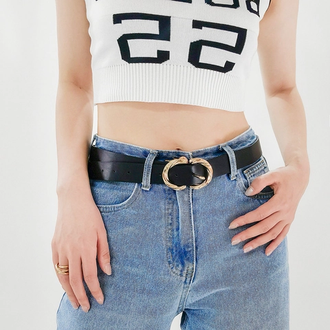 Damen Mode Schwarz PU Ledergürtel Gold Doppel Ineinandergreifende Kreisschnalle Casual Vielseitiger Hüftgurt Verstellbare Dornschließe Zubehör