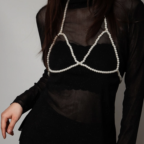 Elegante Catena per il Corpo in Perle Artificiali da Donna Sexy Halter Cross Chest Chain Con Fiocco Bianco Gioielli da Spiaggia