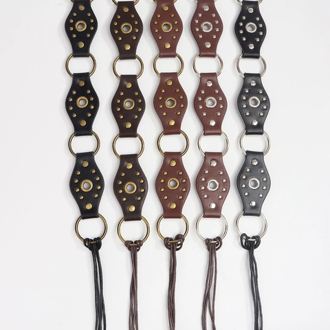 Cintura Patchwork in Pelle PU con Rivetti American Retro da Donna Stile Bohemian Punk Allacciata in Vita con Anello in Metallo Decorativo