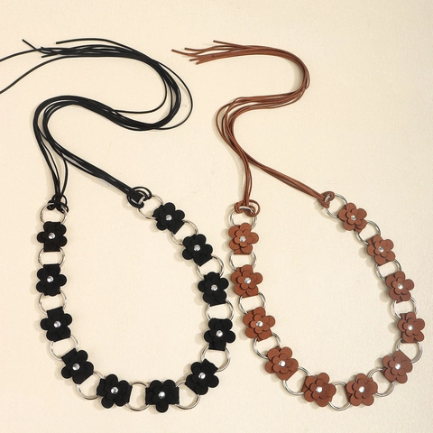 Cintura a Vita in Fiore Bohemien per Donna Catena in Vita in Pelle PU Vintage Con Anelli di Metallo e Nappe Elegante Accessorio per Abiti