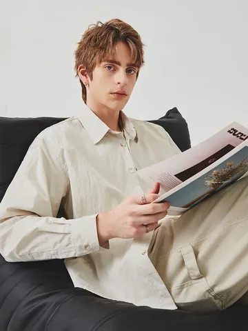 Men's Casual Cotton Blend Long Sleeve Shirt Relaxed Fit Turn-down Collar Solid Color Button Down Top With Pocket