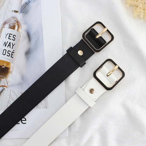 Cintura in Pelle PU da Donna con Fibbia Quadrata Laccata Stile Boyfriend Minimalista Cinturino Decorativo per Jeans Studenti