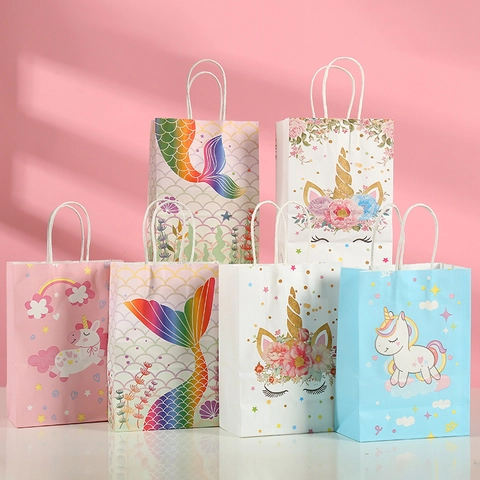 Cartoon Unicorn Mermaid Theme Paper Gift Bags Dreamy Rainbow Fish Tail Pattern Candy Packaging Handbags For Birthday Party Celebration Kids