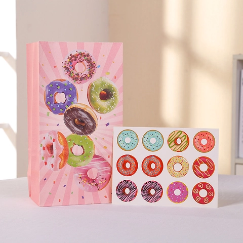 Donut Themed Cartoon Kraft Paper Gift Bags With Stickers For Party Candy Cookies Food Packaging Printed Colorful Treat Bags