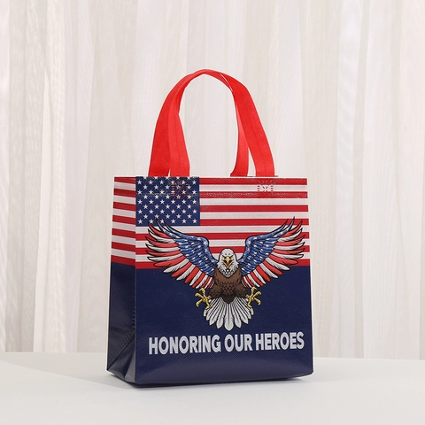 Veterans Day Patriotic Gift Bags Non-Woven Laminated Tote Bag US Flag Soldier Eagle Print Memorial Day Party Favor Bag