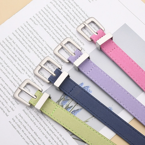 Damen Retro Mattierte PU Leder Schmal Gürtel Einfache Quadratische Legierung Dornschließe Hüftgurt Für Kleid Lässig Accessoires