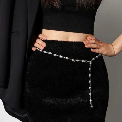 Elegante Catena da Vita con Perle Artificiali da Donna Cintura a Maglie in Metallo Argento Regolabile per Abiti e Maglioni con Pendente a Sfera