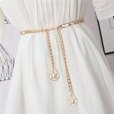 Cintura a Catena da Donna in Metallo Intrecciata con Pelle Artificiale Catena per la Vita con Ciondoli Camelia Perla