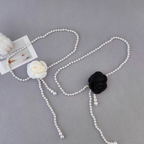 Elegant Camellia Flower Waist Chain Belt For Women Faux Leather Alloy Interwoven Chain With Artificial Pearl Mini Bag Pendant Vintage Decorative Belt