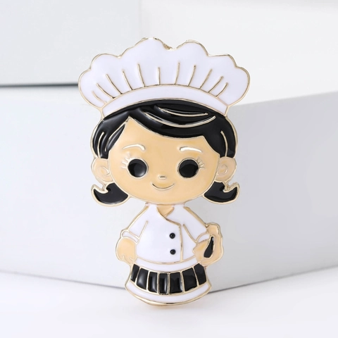Spilla in Smalto per Ragazza Chef del Fumetto Simpatico Distintivo di Personaggi Culinari per Risvolto Abito Colletto Decorazione Abbigliamento Accessori