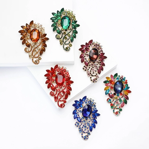 Vintage Alloy Rhinestone Floral Brooch Large Crystal Bouquet Pin For Women Wedding Party High Grade Costume Jewelry Gift