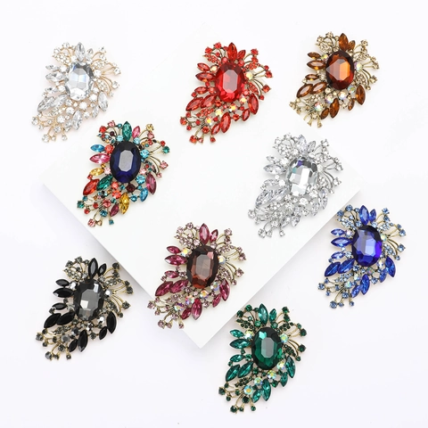 Vintage Palast Stil Legierung Strass Brosche Luxuriöse Ovale Glas Edelstein Blume Pin Für Damen Bankett Hochzeit Mantel Zubehör