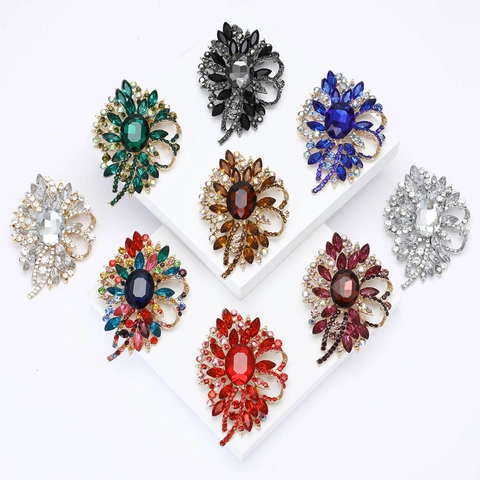 Spilla a Fiore in Lega di Strass Vintage per Donna Lussuosa Spilla per Bouquet di Cristallo per Scialle Cardigan Gioielli Regalo