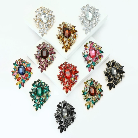Vintage Alloy Rhinestone Flower Brooch Large Multi-color Inlaid Crystal Pin Elegant Clothing Accessories For Women Party Wedding Fashion Jewelry Gift