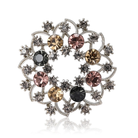 Vintage Alloy Wreath Brooch For Women High Grade Multicolored Rhinestone Flower Brooch Pin For Suit Coat Wedding Jewelry