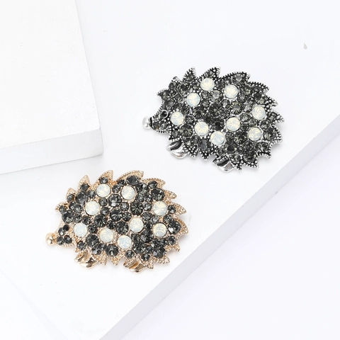 Vintage Alloy Hedgehog Brooch With Rhinestone Embellishments Creative Animal Breastpin For Suits Coats Fashion Jewelry Accessories