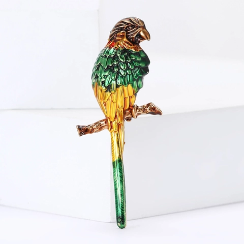 Vintage Enamel Parrot Brooch For Men Women Alloy Animal Bird Lapel Pin For Suit Cardigan Colorful Corsage Jewelry Gift