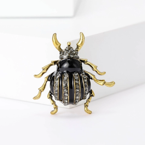 Elegante Spilla Animale Scarabeo per Donna in Lega Placcata Oro Smalto Nero con Strass Incastonati Spilla da Bavero Insetto Gioielli Moda