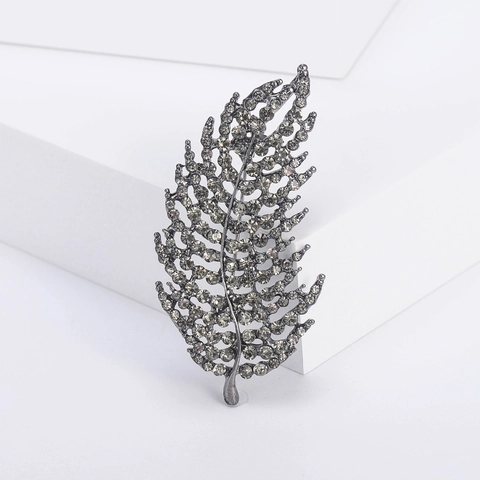 Broche Forme Feuille Plume Évidée Alliage Incrustée de Strass Pour Femme Accessoires de Bijoux Élégants