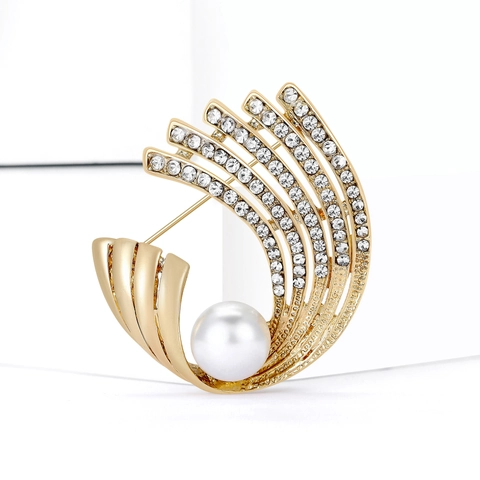 Elegant Vintage Alloy Rhinestone Encrusted Brooch For Women With Large Faux Pearl Radiating Fan Shape Dress Accessory