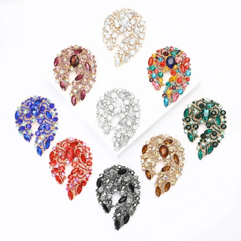 Vintage Alloy Rhinestone Flower Brooch For Women Elegant High-End Crystal Lapel Pin For Suit Coat Banquet Wedding Jewelry