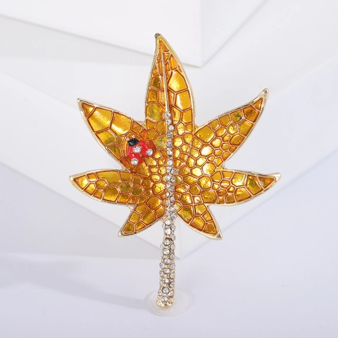 Spilla a Foglia in Smalto Con Coccinella Strass Intarsiato Lega Spilla Per Donna Moda Quotidiano Accessori Spille Gioielli