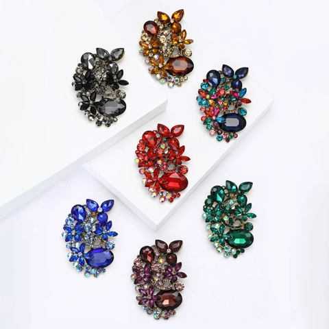 Vintage Legierung Strass Glas Blume Brosche Für Damen Luxuriöse Kristall Florale Brustnadel Mode Party Anzug Strickjacke Schmuck