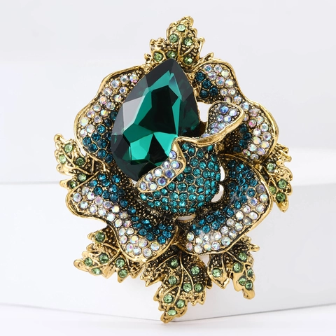 Vintage Alloy Rhinestone Flower Brooch For Women High Grade Temperament Rose Pattern Suit Coat Lapel Pin Fashion Jewelry