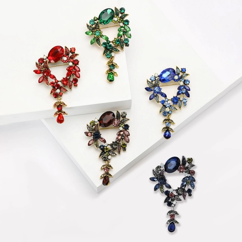 Vintage Alloy Rhinestone Flower Basket Brooch Pastoral Style Floral Breastpin With Teardrop Pendant Women Fashion Jewelry