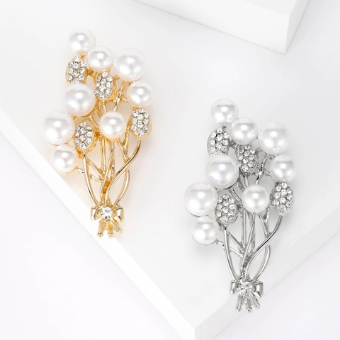 Elegante Spilla a Bouquet Floreale in Lega per Donna Perla Artificiale Strass Intarsiato Stile Coreano Oro Argento Accessori Spilla