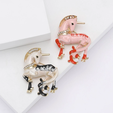 Spilla Unicorno in Smalto di Lega Vintage per Donna Spilla Corsage Animale Strass Retro Moda Abbigliamento Gioielli Accessori