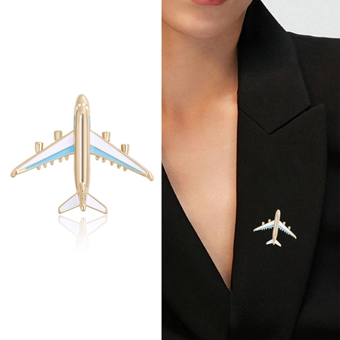 Spilla da Balia Creativa in Lega e Smalto a Forma di Aereo Placcata Oro Distintivo Aeronautico Accessorio Gioielli Unisex