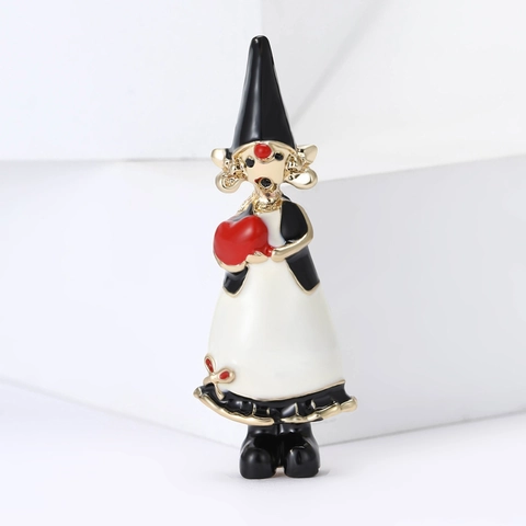 Creatieve Legering Emaille Meisje Broche Cartoon Kabouter Houdt Hart Pak Cardigan Speld Voor Vrouwen Kerst Sieraden Accessoire
