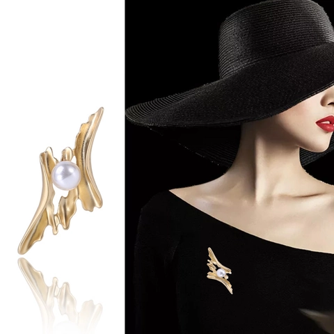 Vintage Legierung Künstliche Perle Brosche Pin Für Damen Elegant Abstrakt Fließende Welle Design Schmuck Zubehör Für Hochzeit Bankett Geschenk
