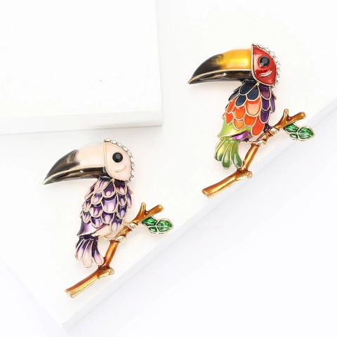 Mode Alliage Émail Toucan Broche Strass Mignon Animal Oiseau Broche Pour Costumes Cardigan Femmes Hommes Bijoux Cadeau