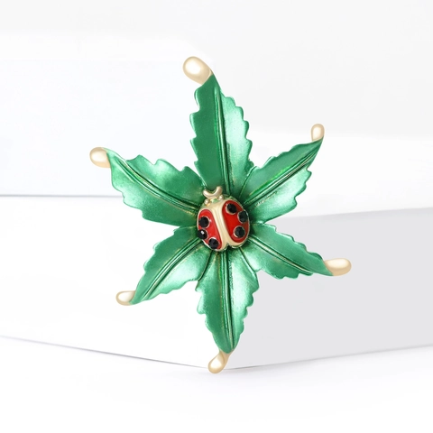 Spilla Coccinella Foglia Verde Smaltata per Donna Vintage Pastorale Lega Strass Insetto Spilla Moda Accessorio Abbigliamento Gioielli