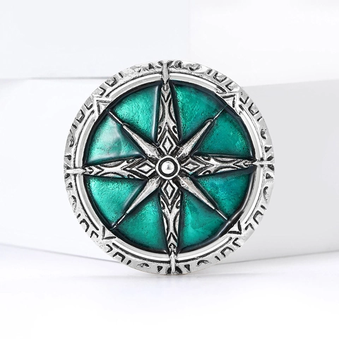Vintage Alloy Compass Shield Brooch Antique Silver Round Star Pin For Men Women Clothing Jewelry Accessory