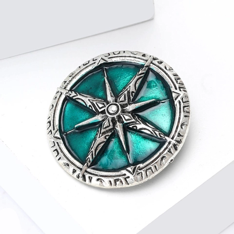 Vintage Alloy Compass Shield Brooch Antique Silver Round Star Pin For Men Women Clothing Jewelry Accessory