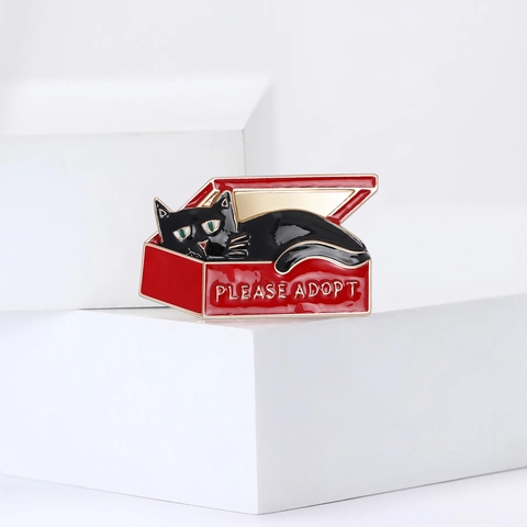Mode Legierung Tropföl Emaille Schwarze Katze Box Brosche Please Adopt Süße Cartoon Tier Kleidung Corsage Abzeichen Zubehör Anstecknadel Für Damen