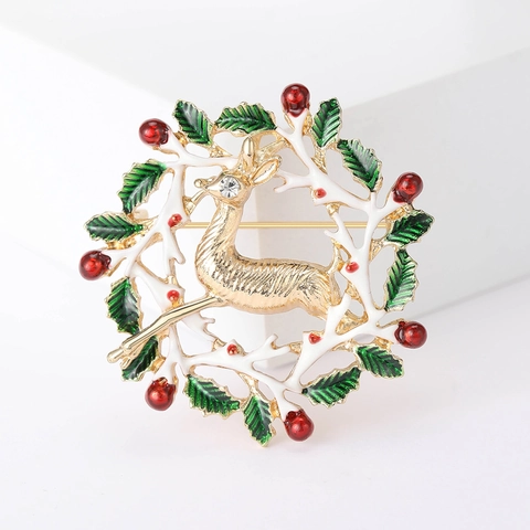 Christmas Reindeer Wreath Brooch Alloy Rhinestone Enamel Festive Apparel Pin For Women Holiday Party Jewelry Gift