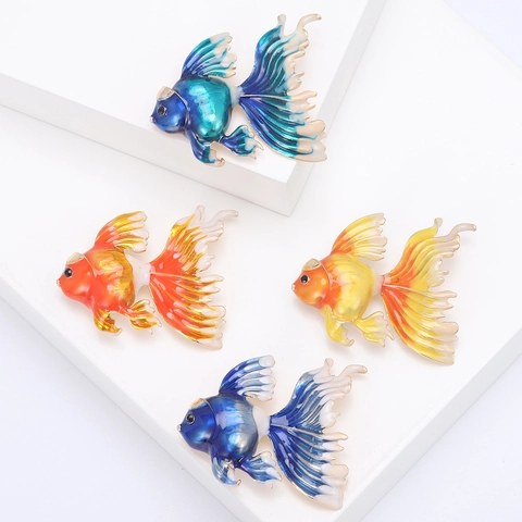 Moda Aleación Pez Dorado Broche Pin Para Mujeres Elegante Esmalte Animal Aceite de Goteo Animal Broche Joyería Regalo Para Ropa Pin
