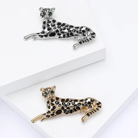 Spilla a Forma di Leopardo in Lega Europea Smaltata Gioielli Animali in Strass di Alta Qualità per Decorazione Cappotto Completo Uomo Donna
