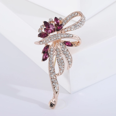 Eleganter Legierung Strass Band Blume Brosche Nadel Für Damen Anzug Mantel Mode Schmuck Eingelegter Marquise Edelstein Zubehör