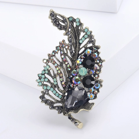 Vintage Luxe Legering Kristal Blad Brosche Voor Vrouwen Pak Mantel Corsage Strass Ingelegde Botanische Sieraden Decoratie Speld